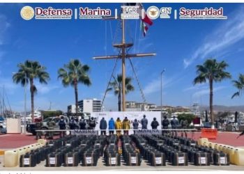 EN BAJA CALIFORNIA SUR ASEGURAN ALREDEDOR DE 4.5 TONELADAS DE COCAÍNA Y DETIENEN A CUATRO PERSONAS