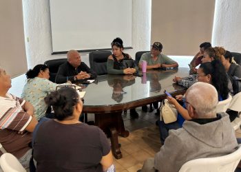 ATIENDEN INQUIETUDES DE HABITANTES DE LOS POZOS EN CABO SAN LUCAS