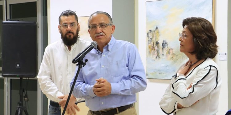 UABCS INAUGURA EXPOSICIÓN PICTÓRICA “TIERRA ADENTRO ENTRE LAS AGUAS” DE MARGARITA RUIZ REYES