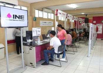 INVITA INE EN BAJA CALIFORNIA SUR A  RECOGER CREDENCIAL PARA VOTAR