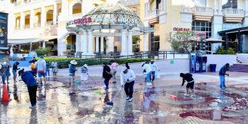 CONTINÚA MANTENIMIENTO Y LIMPIEZA EN MARINA DE CABO SAN LUCAS