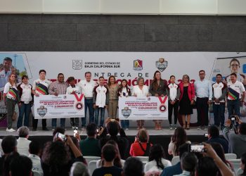 CELEBRA MIRAFLORES SU 39 ANIVERSARIO COMO DELEGACIÓN MUNICIPAL