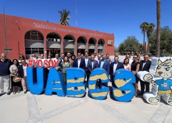 LEGISLADORES DE CALIFORNIA VISITAN LA UABCS PARA FORTALECER COLABORACIÓN BINACIONAL EN MATERIA EDUCATIVA