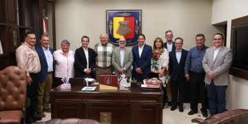 GOBIERNO DE BCS Y BANCA SANTANDER IMPULSAN EL DESARROLLO ECONÓMICO DE LA REGIÓN