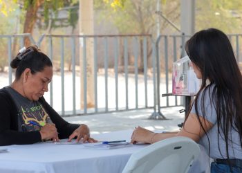 UABCS ENTREGA TÍTULOS Y GRADOS ACADÉMICOS A 187 EGRESADOS