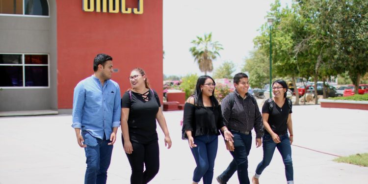 POR CERRAR EL PROCESO DE ADMISIÓN A LICENCIATURA EN LA UABCS