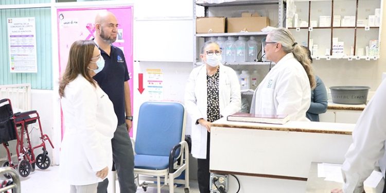 LLEVAN CONSULTAS AMIGABLES A ESCUELAS SECUNDARIAS DE LA ENTIDAD