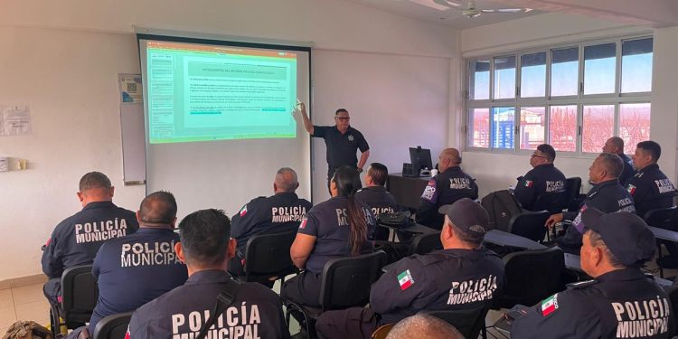 LLEVAN CONSULTAS AMIGABLES A ESCUELAS SECUNDARIAS DE LA ENTIDAD