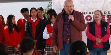 BENEFICIA CASTRO COSÍO CON VIVIENDAS  FAMILIAS EN EL NORTE DEL ESTADO