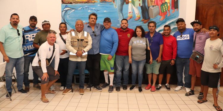 ANTE SEMANA SANTA, ESTABLECEN ACUERDOS CON PRESTADORES DE SERVICIOS ACUÁTICOS DE PLAYA EL MÉDANO