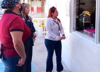 REALIZA COEPRIS ACCIONES DE FOMENTO SANITARIO EN TIENDAS ESCOLARES DE NIVEL BÁSICO
