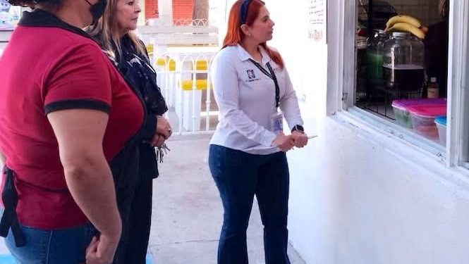 REALIZA COEPRIS ACCIONES DE FOMENTO SANITARIO EN TIENDAS ESCOLARES DE NIVEL BÁSICO