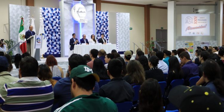 LA CIENCIA DEBE ESTAR AL SERVICIO DE LAS COMUNIDADES MÁS VULNERABLES: RECTOR DE LA UABCS AL INAUGURAR LA SEMANA DEL POSGRADO EN BCS