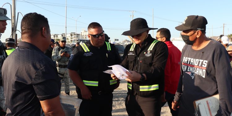EN CABO SAN LUCAS RECOLECTAN 36 TONELADAS DE RESIDUOS EN CARRETERA TRANSPENINSULAR