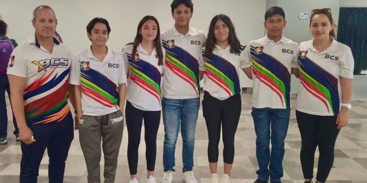 CLAVADISTAS SUDCALIFORNIANOS BUSCARÁN  SU PASE A LA OLIMPIADA NACIONAL 2025