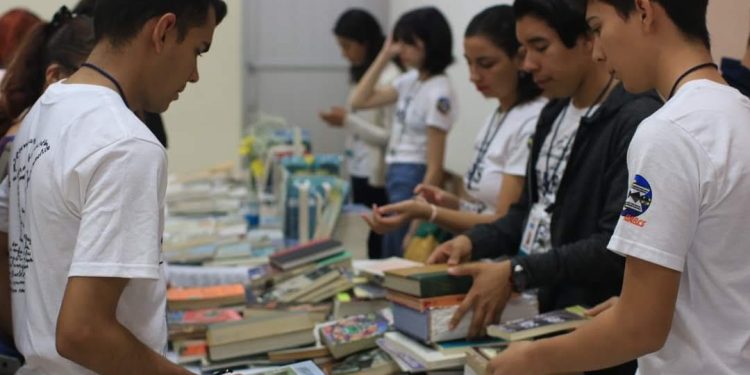 INVITA UABCS AL 9° COLOQUIO UNIVERSITARIO DEL LIBRO SUDCALIFORNIANO EN HOMENAJE  AL POETA RAÚL ANTONIO COTA