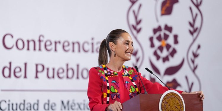 RECONOCE LA PRESIDENTA CLAUDIA SHEINBAUM AL GOBERNADOR DE BCS POR LA REAPERTURA DEL CAMINO COSTERO DE CABO DEL ESTE   