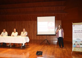 ENTREGA VMCC VEHÍCULOS , MEJORAMIENTO Y EQUIPAMIENTO ESCOLAR EN CONALEP POR 13 MDP