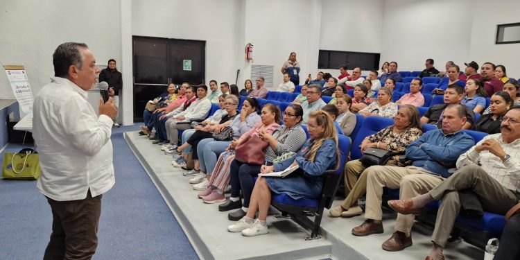 MAS DE MIL OPERADORES DE TIENDAS ESCOLARES CONCLUYERON LAS JORNADAS DE CAPACITACIÓN