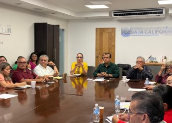 RECIBEN A MÁS DE DOS MIL ESTUDIANTES EN TELEBACHILLERATOS COMUNITARIOS
