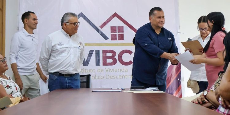 SE REÚNE SECRETARIO GENERAL DE GOBIERNO CON GRUPO MADRUGADORES DE LOS CABOS