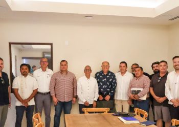 ENCABEZA SAUL GONZÁLEZ REUNIÓN PARA ESTABLECER MEDIDAS EN BENEFICIO DE LA MOVILIDAD Y EL SERVICIO DEL TRANSPORTE