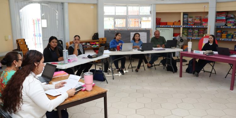 ORGANIZA SEP OFERTAS ACADÉMICAS PARA  LA FORMACIÓN PROFESIONAL DE DOCENTES