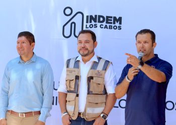 BENEFICIA AYUNTAMIENTO DE LOS CABOS A 100 MUJERES CON CURSO DE UÑAS BÁSICO SOBRE TIP CON ACRÍLICO