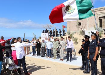CONTINÚAN OPERATIVOS DE INSPECCIÓN DE UNIDADES TRANSPORTADORAS DE SERVICIO FEDERAL EN LOS CABOS