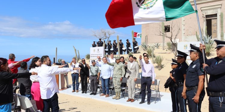 CONTINÚAN OPERATIVOS DE INSPECCIÓN DE UNIDADES TRANSPORTADORAS DE SERVICIO FEDERAL EN LOS CABOS