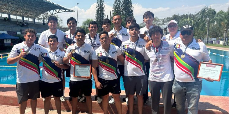 CON BRONCE SELECCIÓN VARONIL DE  WATERPOLO CLASIFICA A LA OLIMPIADA NACIONAL 2025