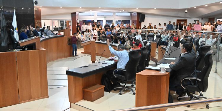 PROPONEN ADICIONAR AL CÓDIGO PENAL ESTATAL EL CONCEPTO DE FRAUDE FAMILIAR