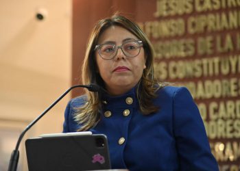 SOLUCIÓN A PESCADORES DE CALAMAR PIDE LA DIPUTADA TERESITA VALENTÍN