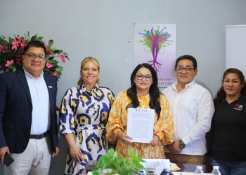 FIRMAN CONVENIO DE COLABORACIÓN INSTITUTO DE LAS MUJERES DE LOS CABOS Y EL INSTITUTO ESTATAL ELECTORAL DE BCS