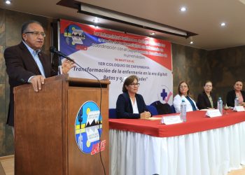 CELEBRA UABCS SU PRIMER COLOQUIO  DE LA LICENCIATURA EN ENFERMERÍA