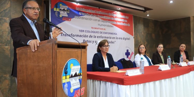 CELEBRA UABCS SU PRIMER COLOQUIO  DE LA LICENCIATURA EN ENFERMERÍA