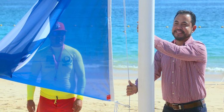 FIRMAN ESCRITURAS PARA CONSTRUCCIÓN DEL CENTRO DE ATENCIÓN INTEGRAL A MUJERES EN CABO SAN LUCAS