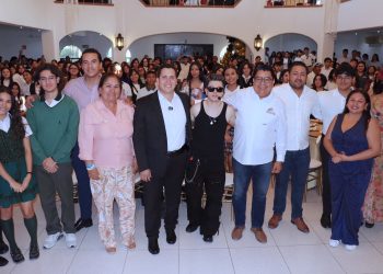 CELEBRA AYUNTAMIENTO DE LOS CABOS A LA COMUNIDAD ESTUDIANTIL