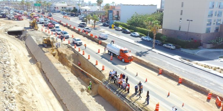 SUPERVISIÓN PERMANENTE DE OBRA DE PASO A DESNIVEL: CHRISTIAN AGUNDEZ