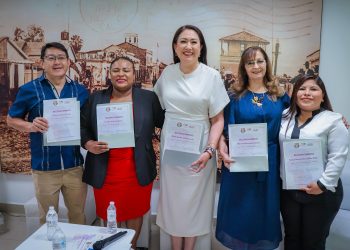 EDITH AGUILAR PARTICIPA COMO PONENTE EN EL FORO “MEMORIA HISTÓRICA DE LA PARIDAD EN BAJA CALIFORNIA SUR”