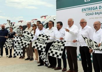 CONCLUYE ENTREGA DE MIL AMBULANCIAS PARA FORTALECER TRASLADOS EN UNIDADES MÉDICAS  Y HOSPITALES DEL IMSS EN TODO EL PAÍS