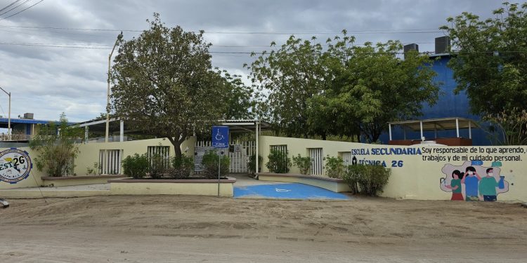 ESTUDIANTES DE LA UABCS OBTIENEN MEDALLA DE BRONCE EN INFOMATRIX NACIONAL