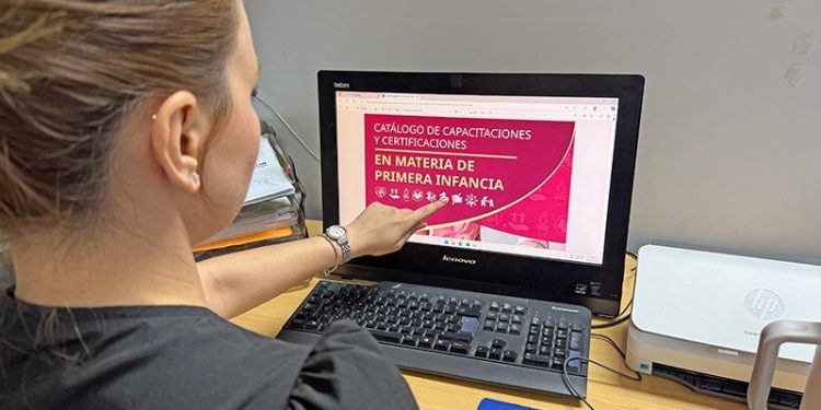 IMPULSA GOBIERNO DE BCS POLÍTICAS PÚBLICAS  CON ENFOQUE EN LA NIÑEZ Y ADOLESCENCIA