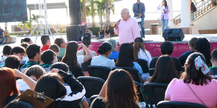 GOBERNADOR PONE EN MARCHA EL PROGRAMA “ JUVENTUDES CONSTRUYENDO RELACIONES SIN VIOLENCIA “