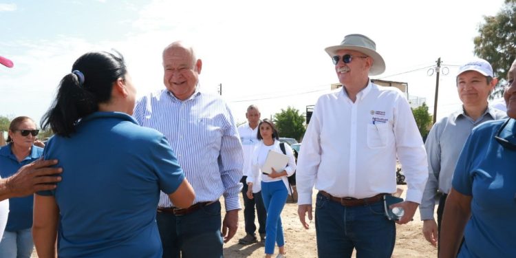 GOBERNADOR VÍCTOR CASTRO REFRENDA  RESPALDO A PESCADORES Y ACUICULTORES DE BCS