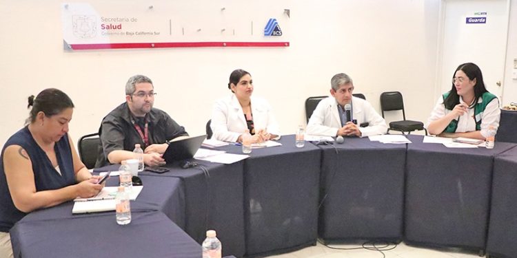 CAPACITAN A POLICÍAS MUNICIPALES DE  LOS CABOS EN FORMACIÓN CONTINUA