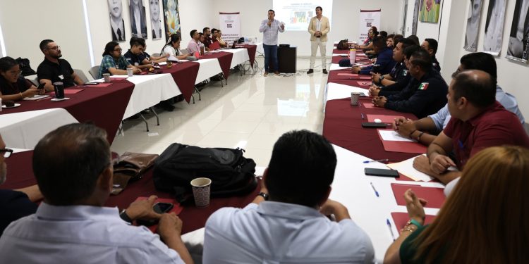 IMPARTE SEDIF UN TALLER SOBRE MASCULINIDADES Y DEMOCRACIA FAMILIAR