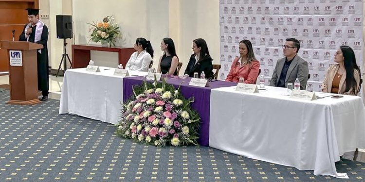UNIVERSIDAD MUNDIAL ENTREGÓ MÁS DE 100 NUEVOS PROFESIONISTAS A LA SOCIEDAD SUDCALIFORNIANA