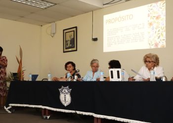EGRESADAS Y EGRESADOS FUNDADORES SE SUMAN A  LOS PREPARATIVOS DEL 50 ANIVERSARIO DE LA UABCS