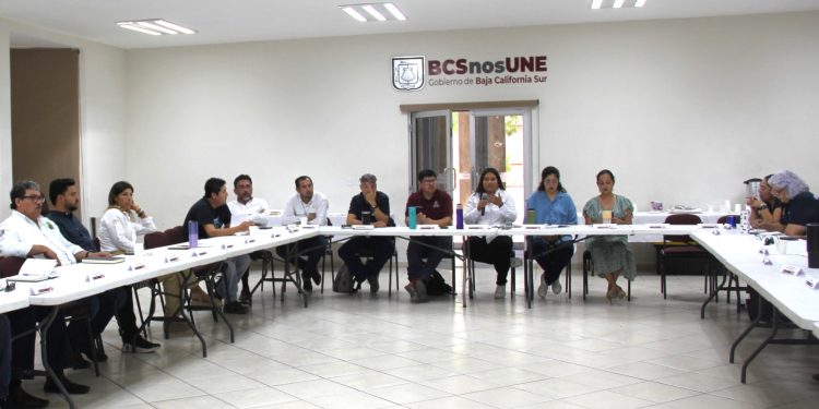 SUPERVISAN AUTORIDADES DE LOS TRES ORDENES DE GOBIERNO OBRA DE CONSTRUCCIÓN DE GASOLINERA EN LOS CABOS